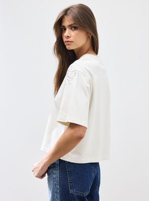 Imagen 2 del producto Polera Hombro Caído con Aplicación Joya