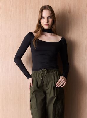 Imagen 1 del producto Polera con Lazo en Cuello