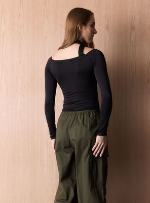 Imagen 2 del producto Polera con Lazo en Cuello