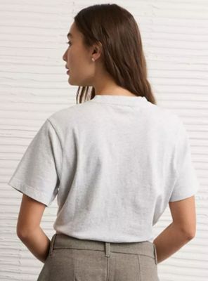 Imagen 2 del producto Polera Gráfica Ae de Terciopelo 77