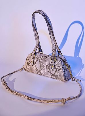 Imagen 2 del producto Bolso AE Estilo Bowling de Cuero Ecológico