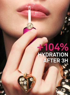 Imagen 2 del producto Carolina Herrera Heart Stud Charm