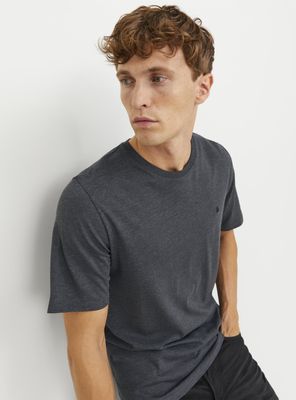 Imagen 2 del producto Polera Logo Bordado Manga Corta