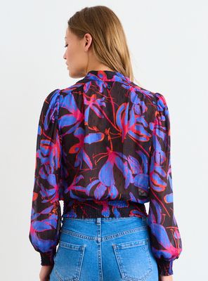 Imagen 2 del producto Blusa Fantasía con Cuello Mao y Ruedo con Panal de Abejas