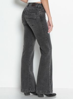 Imagen 2 del producto Jeans Flare Tiro Alto Pretina Básica de un Botón 347