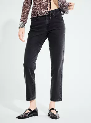 Imagen 1 del producto Jeans Mom Básico Tiro Alto