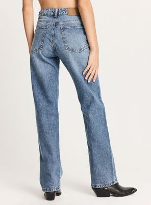 Imagen 2 del producto Jeans Straight Básico Tiro Medio