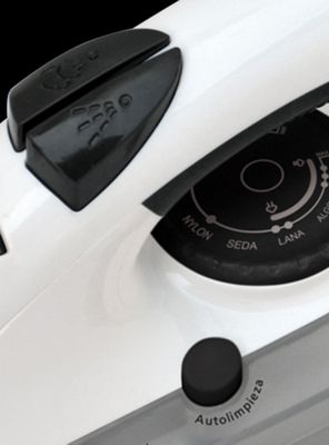 Imagen 2 del producto Plancha a Vapor Sindelen Ceramic V-400BL