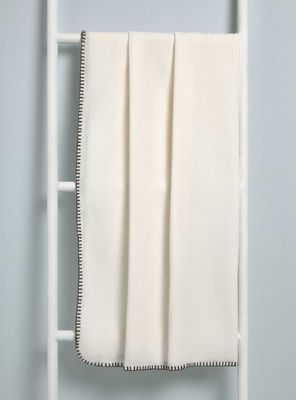 Manta Borde Puntadas 125x150 cm