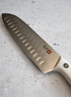 Imagen 2 del producto Cuchillo Santoku Blanco Tokai Acero Inoxidable