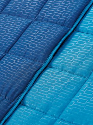 Imagen 2 del producto Plumón Embossed 1.5 Plazas Stylo