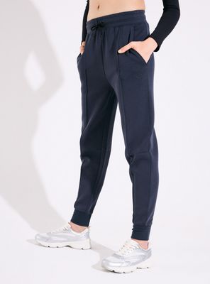 Pantalón Buzo Detalle Piping Delantero