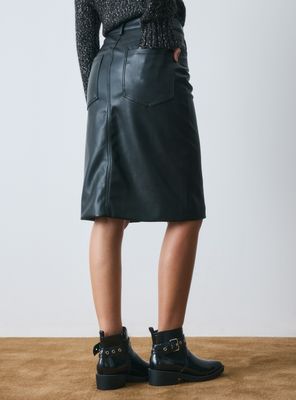 Imagen 2 del producto Falda Cuero Sintético Forrada con Abertura Diagonal