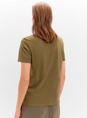 Imagen 2 del producto Polera con Bordado y Vainicas