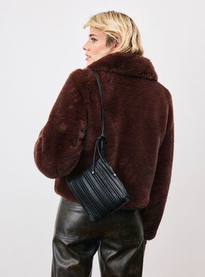 Cartera Crossbody Efecto Cuero Plisado con Nudos