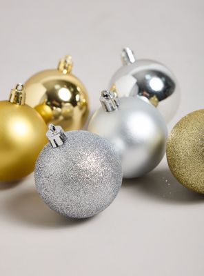 Imagen 2 del producto Set de 50 Esferas Dorado y Plateado