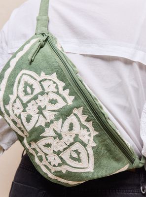 Imagen 2 del producto Banano Bordado India