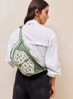 Banano Bordado India