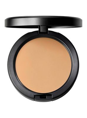 Base de Maquillaje Studio Fix Powder Plus Foundation NC20 MAC
