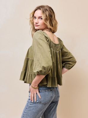 Imagen 2 del producto Blusa con Cortes y Manga Aglobada