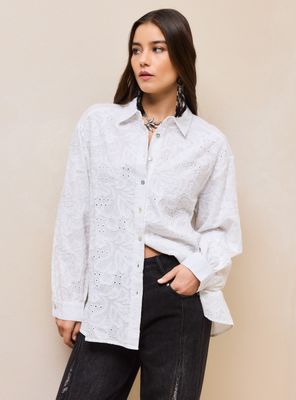 Blusa Tela con Aplicaciones