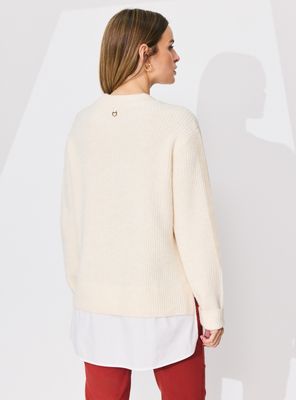 Imagen 2 del producto Sweater con Detalle de Blusa Inferior