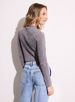 Imagen 2 del producto Polera Cuello Alto con Lavado con Manga Larga