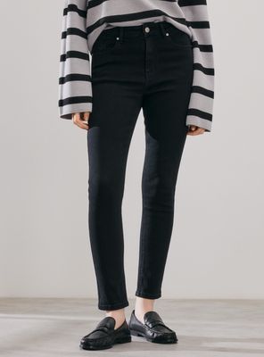 Jeans Skinny Lavado Clásico