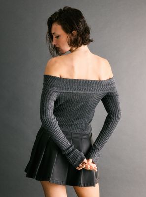 Imagen 2 del producto Polera Cuello Bardot Brillos