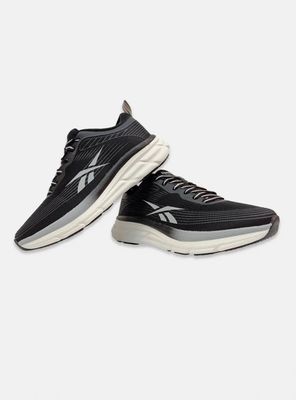 Zapatilla Running Road Strider Hombre