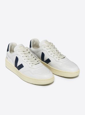 Imagen 2 del producto Zapatilla Urbana Veja V-90 Leather Náutico Hombre