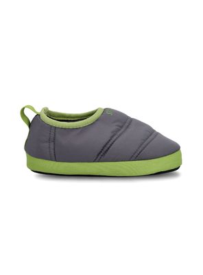Pantufla Detalle Color Junior Unisex