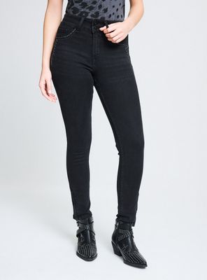 Jeans Push Up Cadenita en Bolsillo