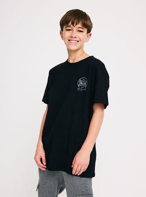 Polera Estampado Espalda Diseño Deportivo