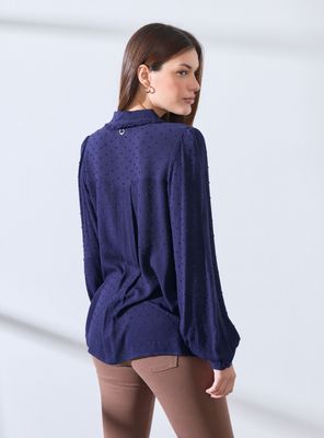 Imagen 2 del producto Blusa Textura de Lunares con Vuelo en Cuello