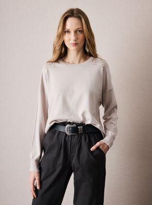 Sweater Liviano con Tachas en Hombro