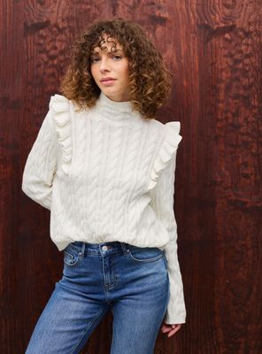 Imagen 1 del producto Sweater Trenzado Cuello Alto con Vuelos