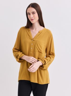 Blusa Clásica con Manga Roll Up