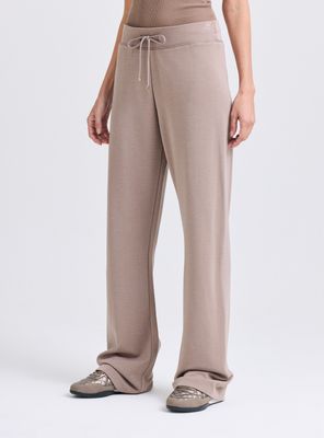 Pantalón con Pretina y Cordón