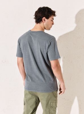 Imagen 2 del producto Polera Manga Corta con Bolsillo Bordado