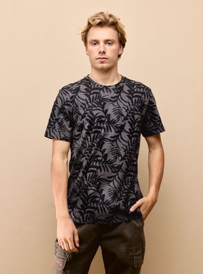 Polera Manga Corta Estampada Hojas Palma