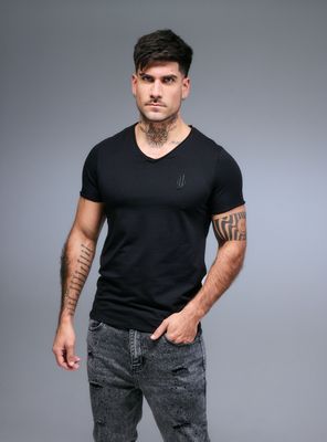 Polera Básica Ajustada Cuello V