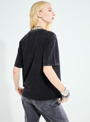 Imagen 2 del producto Polera Estampado Delantero Cuello Polo