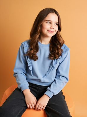 Polerón Crew con Vuelo Bordado