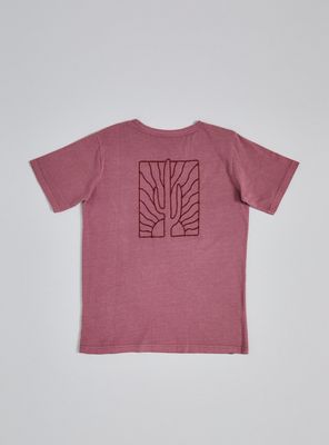 Imagen 2 del producto Polera Bordado Cactus en Espalda