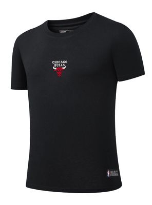 Polera Estampado Espalda Chicago Bulls Regular Fit