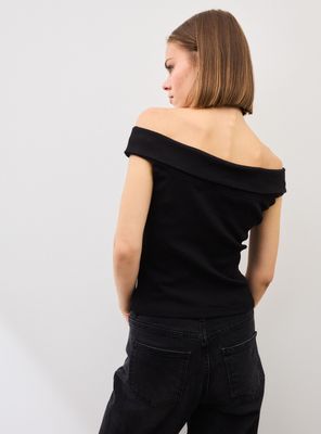 Imagen 2 del producto Polera Acanalada Hombro Descubierto