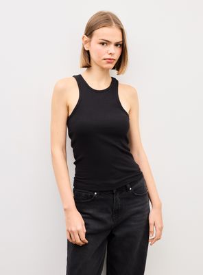 Polera Halter Ajustada Tela Acanalada