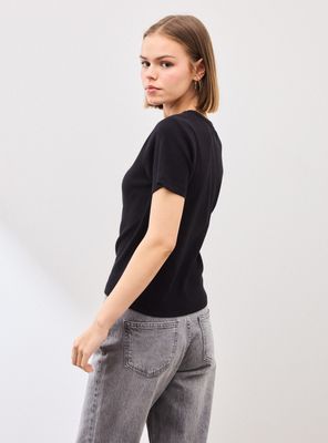 Imagen 2 del producto Polera Manga Corta Tela Acanalada con Efecto Lavado