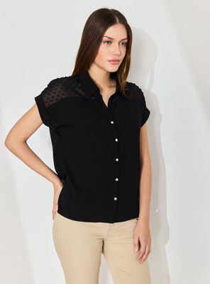 Blusa con Detalle de Tela Texturizada en Hombros